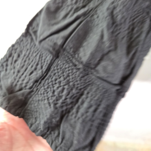 Liv By Habitat Black Pucker Textured Button Lagenlook Blouse - Picture 10 of 10